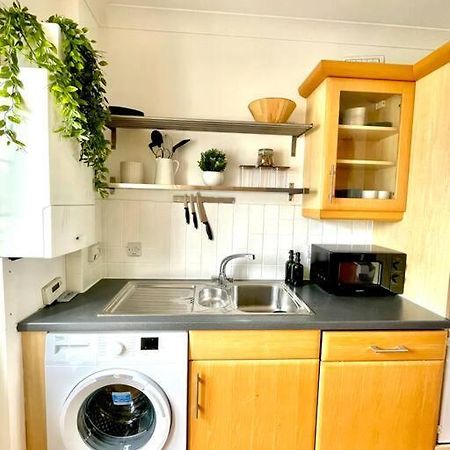 High-End 2 Bed Maisonette In Beaulieu Park Broomfield  Exteriör bild