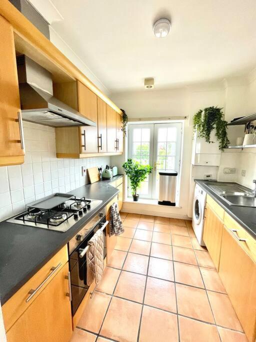 High-End 2 Bed Maisonette In Beaulieu Park Broomfield  Exteriör bild