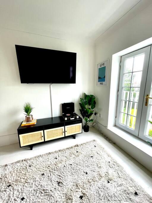 High-End 2 Bed Maisonette In Beaulieu Park Broomfield  Exteriör bild
