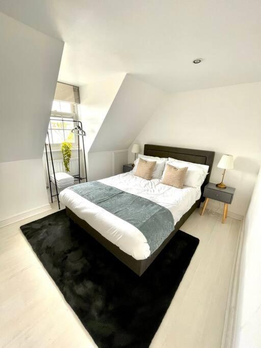 High-End 2 Bed Maisonette In Beaulieu Park Broomfield  Exteriör bild